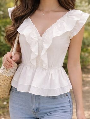 CeCe Ruffle V-Neck Cotton Blouse White Size M Romantic Top